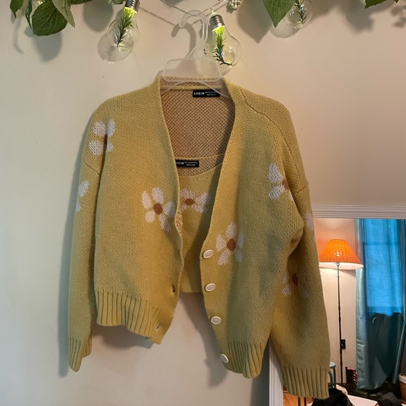 SHEIN Sweaters - Cardigan+Cami set🌼✨